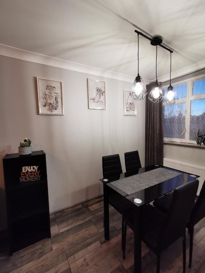 Palaz 2 - 2 Bedroom Flat Edmonton Exteriér fotografie